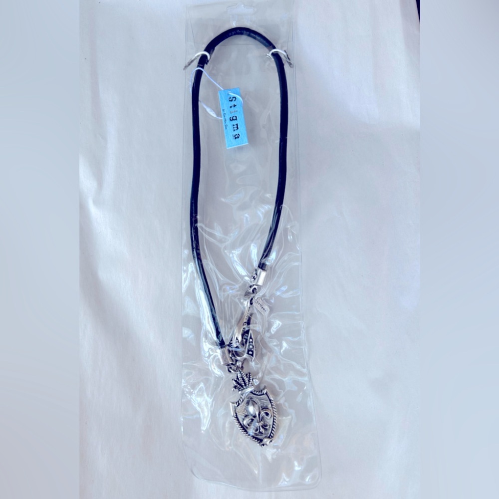Unisex 12in Stigma Necklace